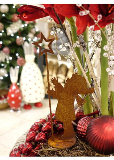 Edelrost Winterkind mit Sternenstab