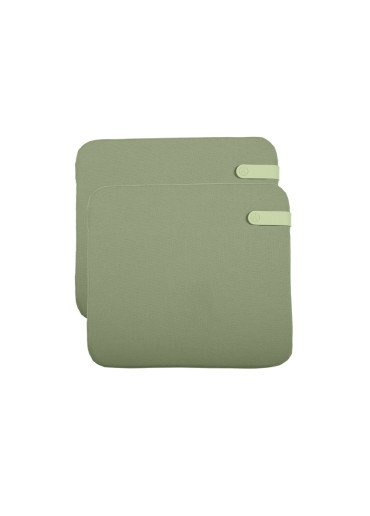 Fermob Color Mix Set mit 2 Outdoor Sitzkissen  41 x 45 cm Eukalyptus (für tiefe Sessel und Loungestühle)