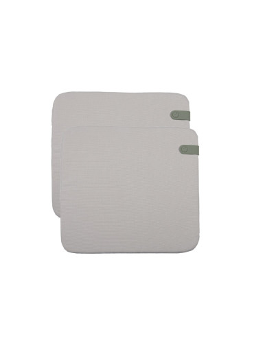 Fermob Color Mix Set mit 2 Outdoor Sitzkissen  41 x 45 cm Creme (für tiefe Sessel und Loungestühle)